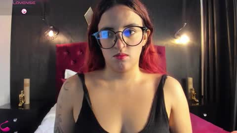 Laia  online show from October 26, 12:22 pm