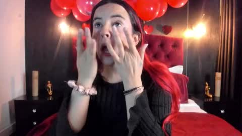 Laia  online show from March 6, 12:00 pm