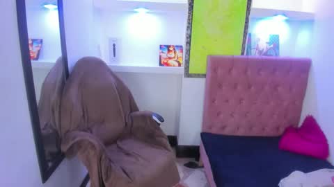 Lala clark online show from November 29, 2:43 pm