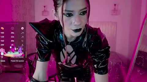 Miss Lala online show from April 28, 7:07 pm