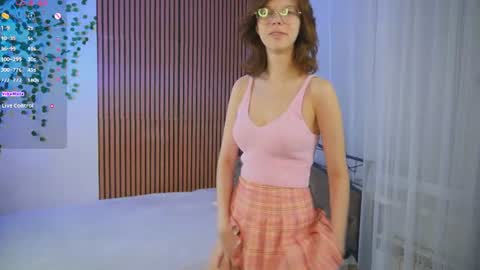 Julia online show from August 3, 8:14 pm