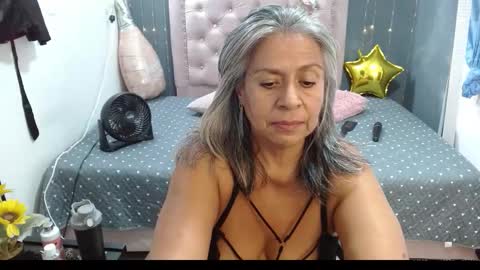 lalisha online show from February 18, 1:49 am