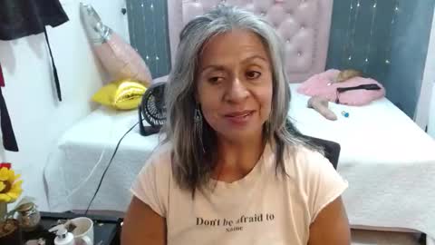 lalisha online show from February 6, 11:52 pm