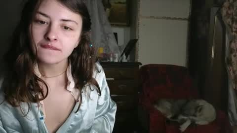 I work 5PM to 9 PM EST  New York online show from December 18, 10:14 pm