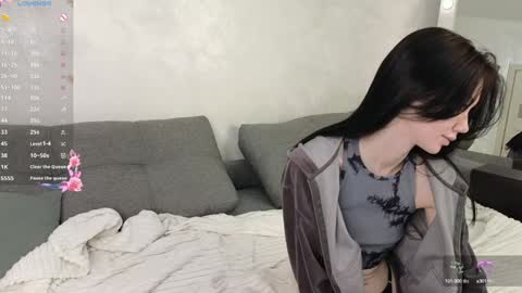 Lama online show from January 17, 11:59 am