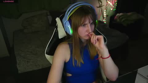 Snapshot of lana_del_kay chatting on February 16, 8:44 pm Kay online show from February 16, 8:44 pm