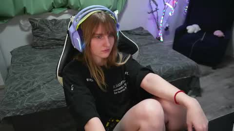Snapshot of lana_del_kay chatting on February 28, 8:18 pm Kay online show from February 28, 8:18 pm