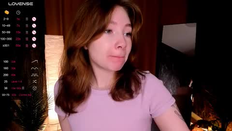 Snapshot of lanablu_ chatting on September 10, 2:33 am Lana online show from September 10, 2:33 am