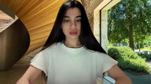 Lana online show from October 11, 1:58 pm