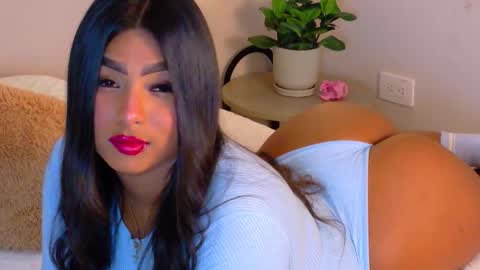 Lana online show from December 19, 9:40 pm