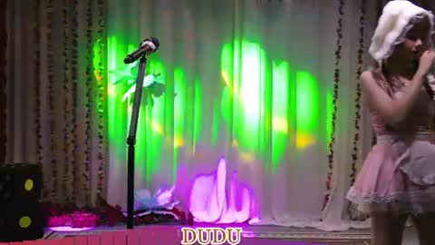 lankwaifong_cindy online show from August 2, 10:07 am