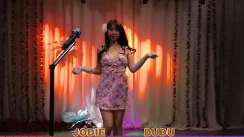lankwaifong_cindy online show from May 2, 2:59 am