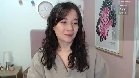 Lanna online show from October 15, 1:46 pm