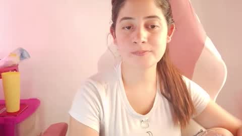 LARA online show from June 5, 8:59 pm