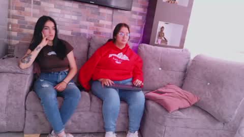 lara_as online show from July 8, 6:43 pm