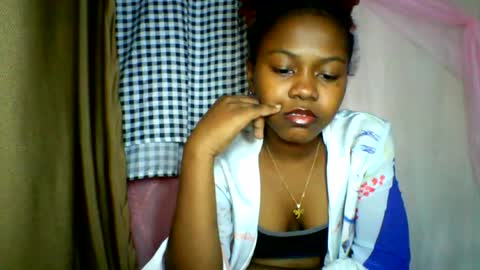lara_belle online show from June 18, 8:48 am