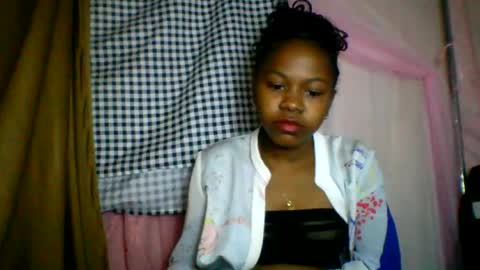lara_belle online show from July 5, 4:19 am