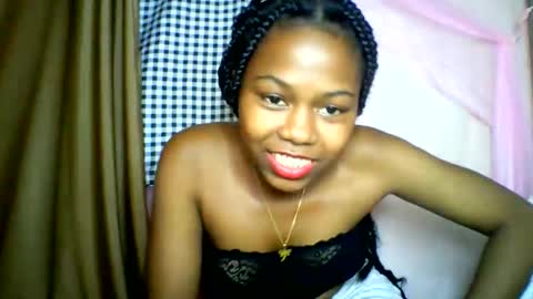 lara_belle online show from June 2, 7:15 pm