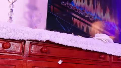 Hello Guys I am Lara Giraldo  WELCOME To my room online show from April 29, 2:37 am
