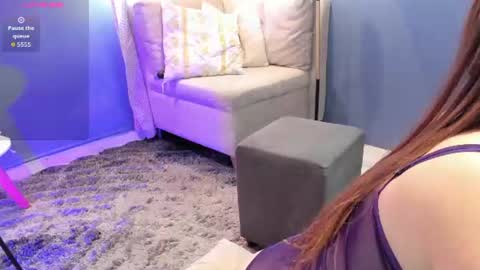      700  200   online show from July 28, 3:21 pm