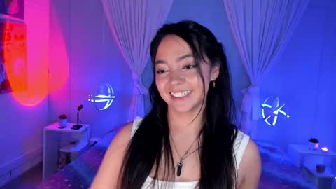 Snapshot of laraa_rous chatting on October 4, 4:29 am lara online show from October 4, 4:29 am
