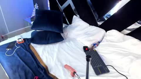 Lara online show from June 13, 3:04 am