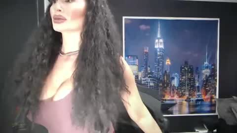 laras_moans online show from June 13, 8:45 am