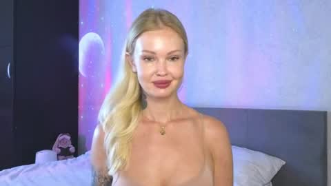 LarineGMT7  UTC6  online show from July 8, 2:47 am