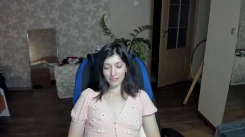 Snapshot of larisadevries chatting on October 11, 8:55 pm Larisa online show from October 11, 8:55 pm