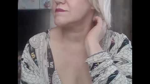 larisaq4ugo24 online show from November 3, 9:02 am