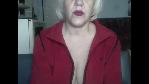 larisaq4ugo24 online show from May 10, 9:11 am