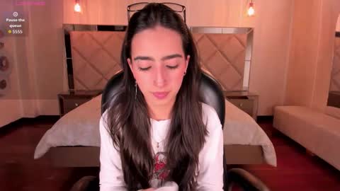 Larisa Smirnov online show from February 6, 3:43 am