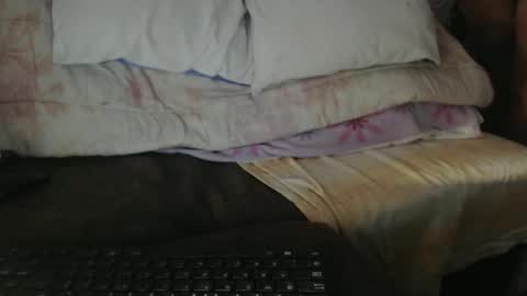 Snapshot of lariss__ chatting on February 14, 9:13 am Lariss online show from February 14, 9:13 am