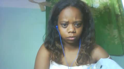 larissa645771 online show from February 20, 6:19 am