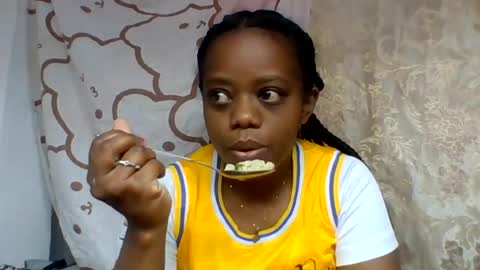 larissa645771 online show from July 20, 9:23 am