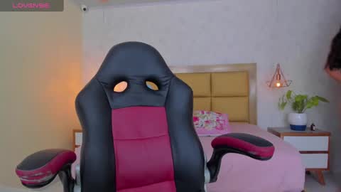  MIA  online show from March 11, 12:17 pm