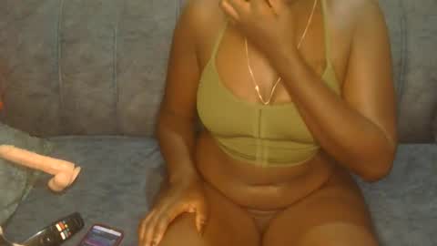 larvy12 online show from February 16, 10:42 pm