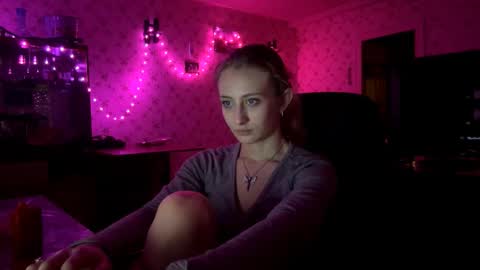 Amelia online show from March 11, 4:09 pm