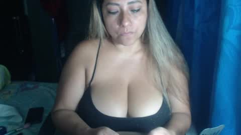 latin_big_boobs online show from November 14, 3:28 am