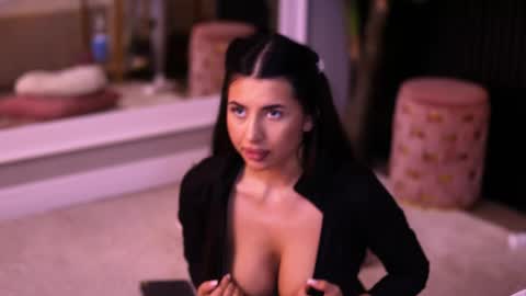 Latina online show from March 17, 6:23 pm