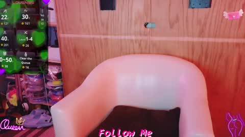 Your Latina Lover online show from May 19, 5:20 pm
