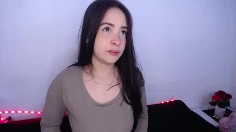 lau_24 online show from February 4, 1:25 pm