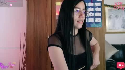 laujgray online show from March 15, 3:25 pm