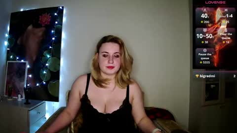 Laura  Nelson online show from April 28, 9:51 pm