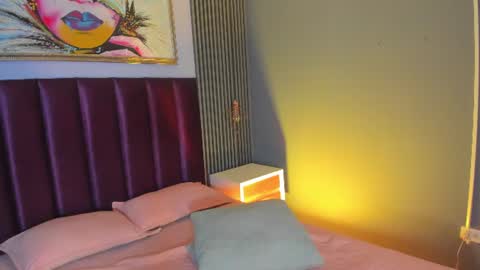 Laura online show from June 28, 1:50 pm