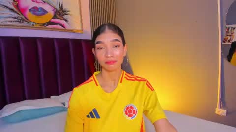 Laura online show from July 7, 12:19 pm