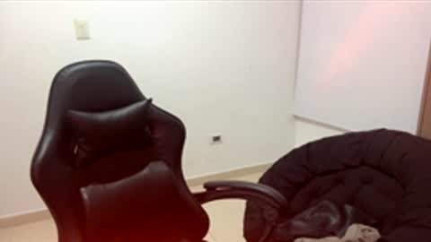 laura online show from November 29, 2:48 am