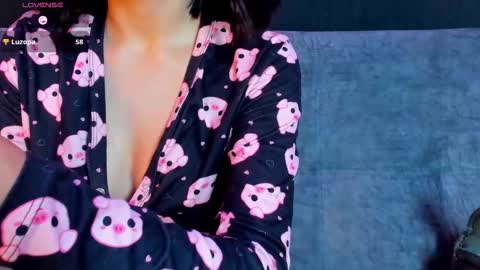 Laura online show from March 8, 11:24 am