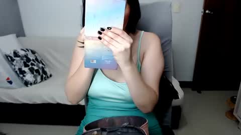 Laura online show from July 7, 1:08 am