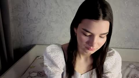 Laura online show from March 18, 12:32 pm